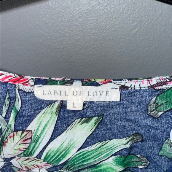 Label of Love Tropical Dress - Picture 2 of 8